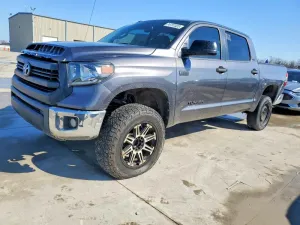 2017 TOYOTA TUNDRA