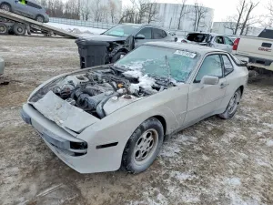 PORSCHE 944