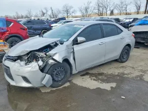 2015 TOYOTA COROLLA