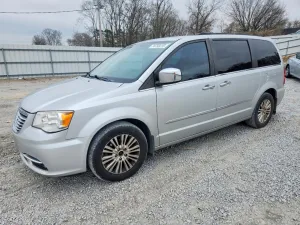 2012 CHRYSLER MINIVAN