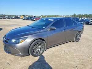 2015 TOYOTA CAMRY