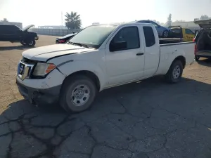 2017 NISSAN FRONTIER
