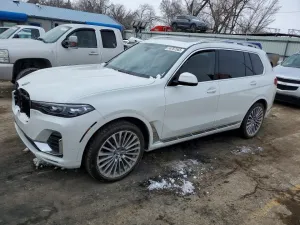 2021 BMW X7