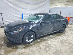 2022 HYUNDAI ELANTRA