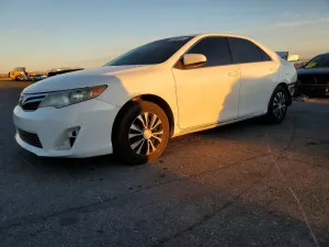 2013 TOYOTA CAMRY
