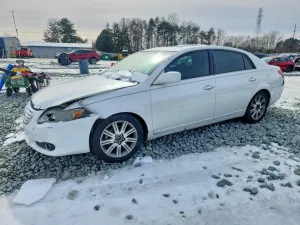 2008 TOYOTA AVALON