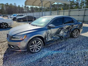 2018 VOLKSWAGEN PASSAT