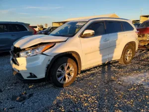 2015 TOYOTA HIGHLANDER