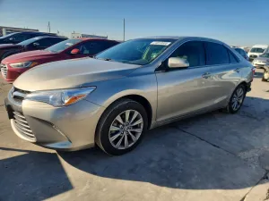 2017 TOYOTA CAMRY