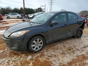 2011 MAZDA 3