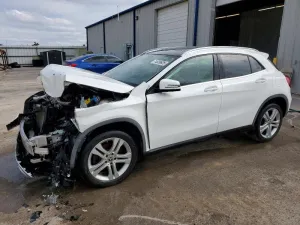 2020 MERCEDES-BENZ GLA-CLASS