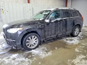 2016 VOLVO XC90