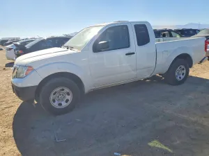 2015 NISSAN FRONTIER