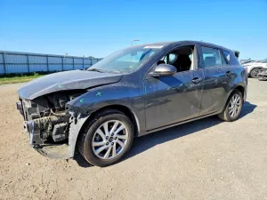 2013 MAZDA 3