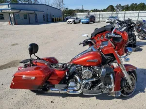 2014 HARLEY-DAVIDSON FL