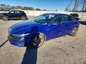 2024 HYUNDAI ELANTRA