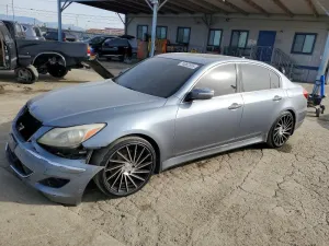 2013 HYUNDAI GENESIS