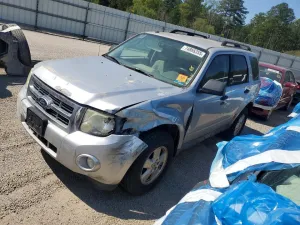 2010 FORD ESCAPE