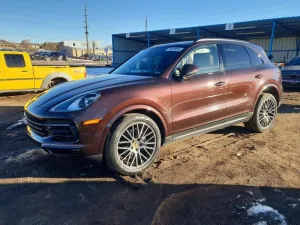 2020 PORSCHE CAYENNE