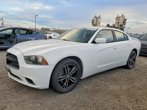 2013 DODGE CHARGER