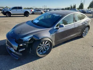 2018 TESLA MODEL 3