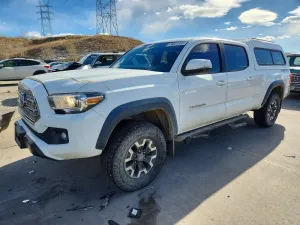 2017 TOYOTA TACOMA