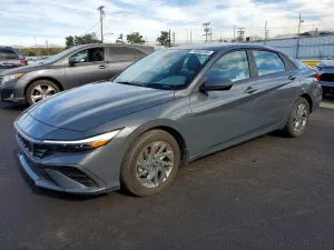 2024 HYUNDAI ELANTRA