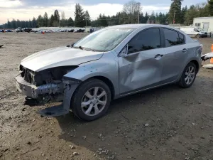 2011 MAZDA 3