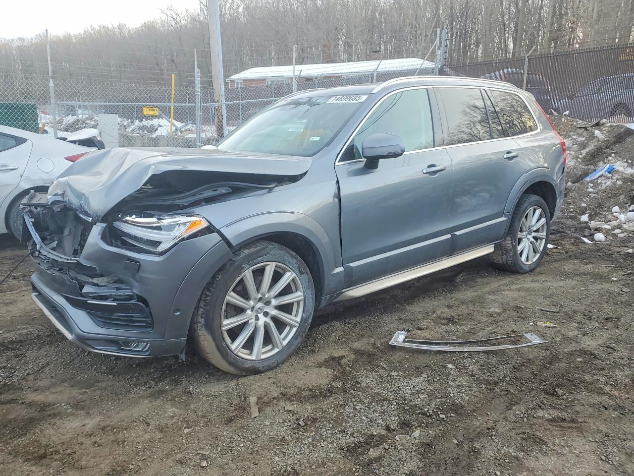 2016 VOLVO XC90