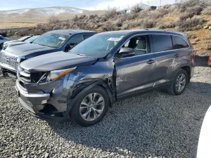 2015 TOYOTA HIGHLANDER