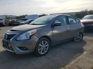 2015 NISSAN VERSA