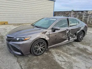 2023 TOYOTA CAMRY