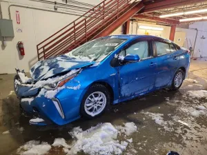 2022 TOYOTA PRIUS