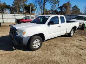 2015 TOYOTA TACOMA