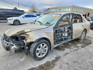 2002 TOYOTA AVALON