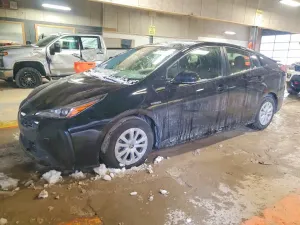 2019 TOYOTA PRIUS