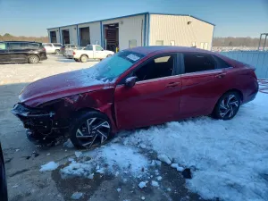 2024 HYUNDAI ELANTRA