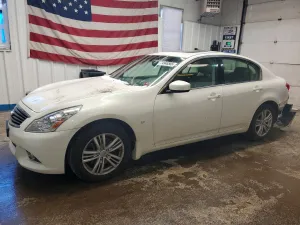 2015 INFINITI Q40