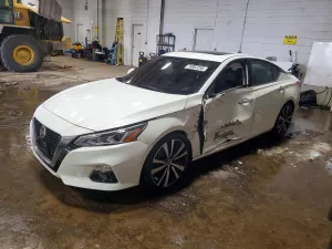 2019 NISSAN ALTIMA