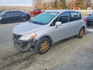 2012 NISSAN VERSA