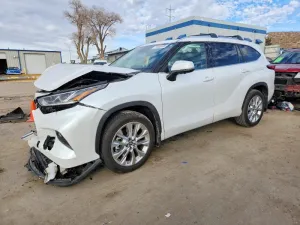 2023 TOYOTA HIGHLANDER