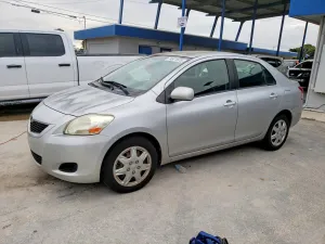 2012 TOYOTA YARIS
