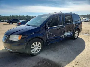 2015 CHRYSLER MINIVAN
