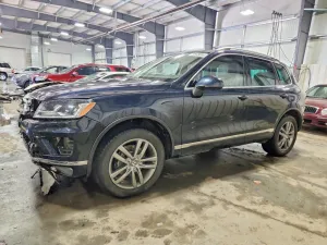 2015 VOLKSWAGEN TOUAREG