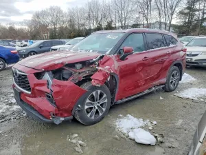 2022 TOYOTA HIGHLANDER