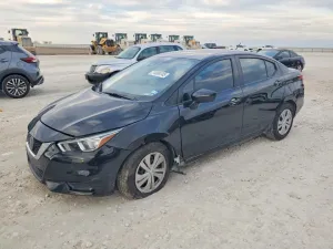2020 NISSAN VERSA