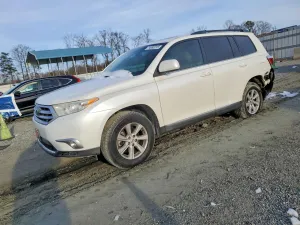 2013 TOYOTA HIGHLANDER
