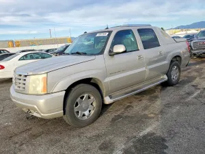 2004 CADILLAC ESCALADE