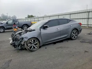 2017 NISSAN MAXIMA