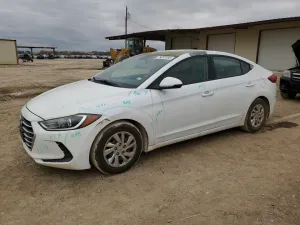 2017 HYUNDAI ELANTRA